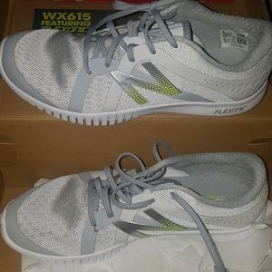 New Balance Flexonic